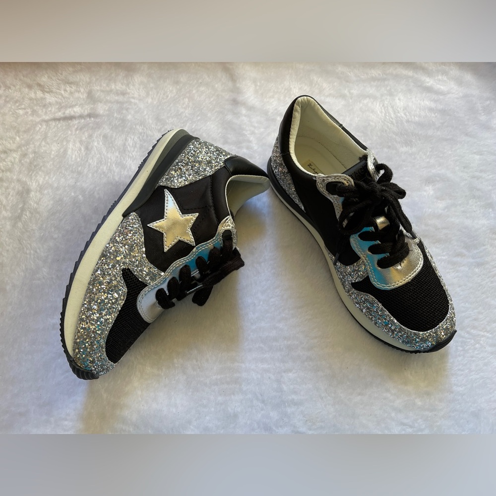 Dolce Vita Vintage Black White Glitter Sneakers Size 6 Fashionable Star